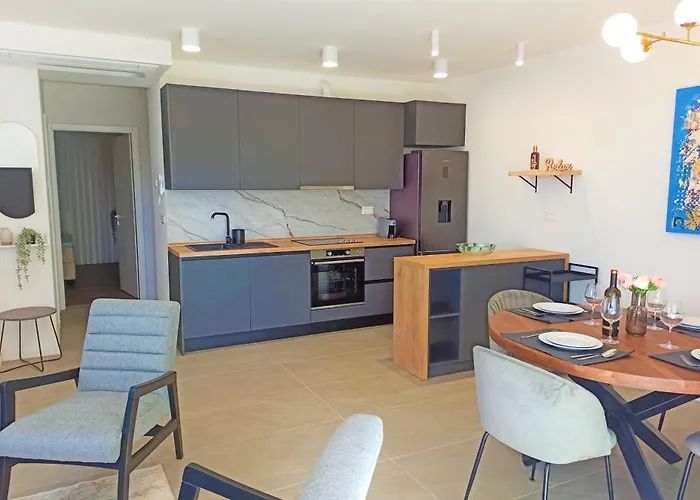 With Parking Space - 24316 * Poreč