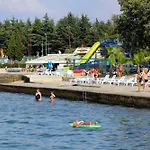 With Parking Space - 24316 Lejlighed Poreč